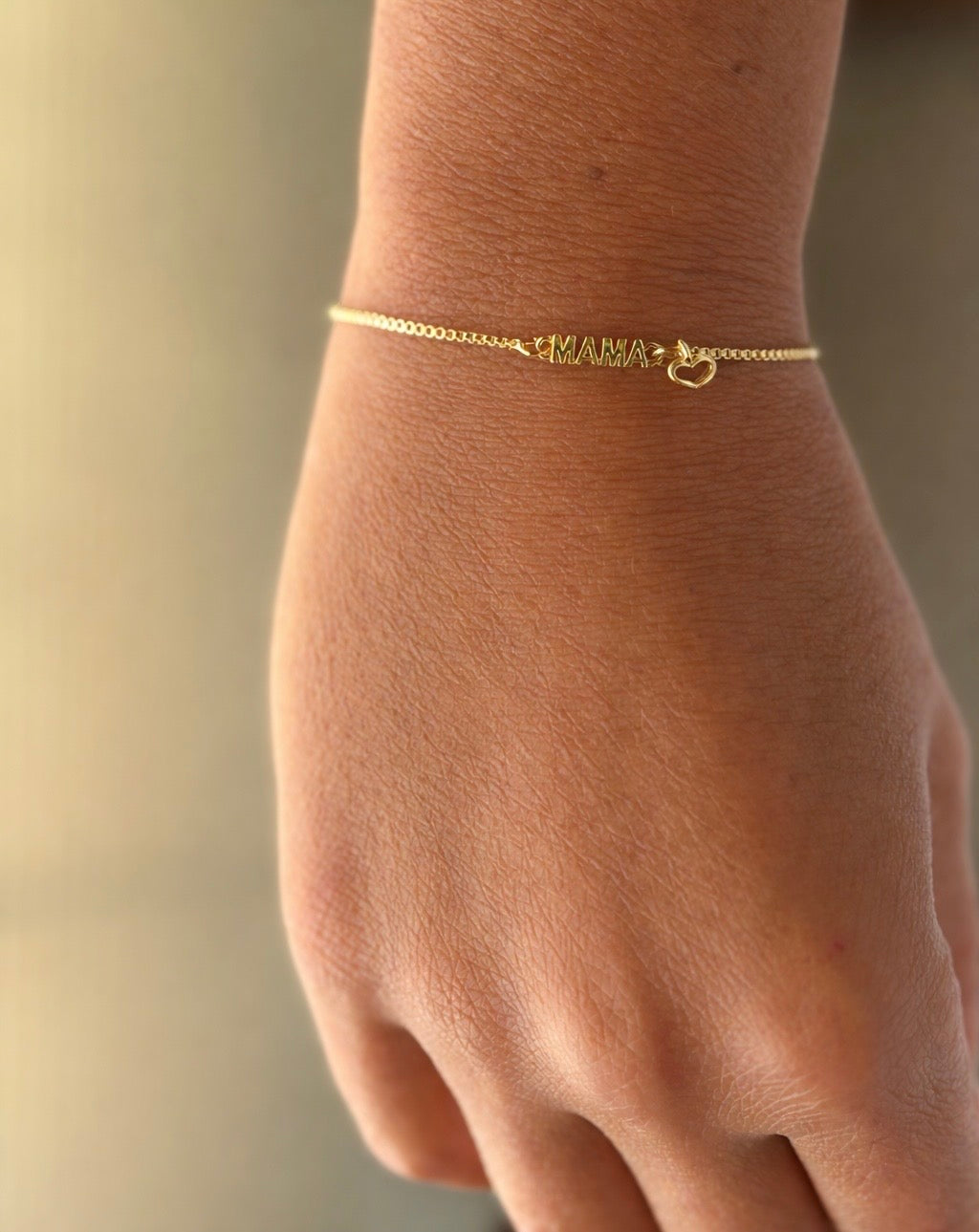 "Mama" Gold-filled slider bracelet